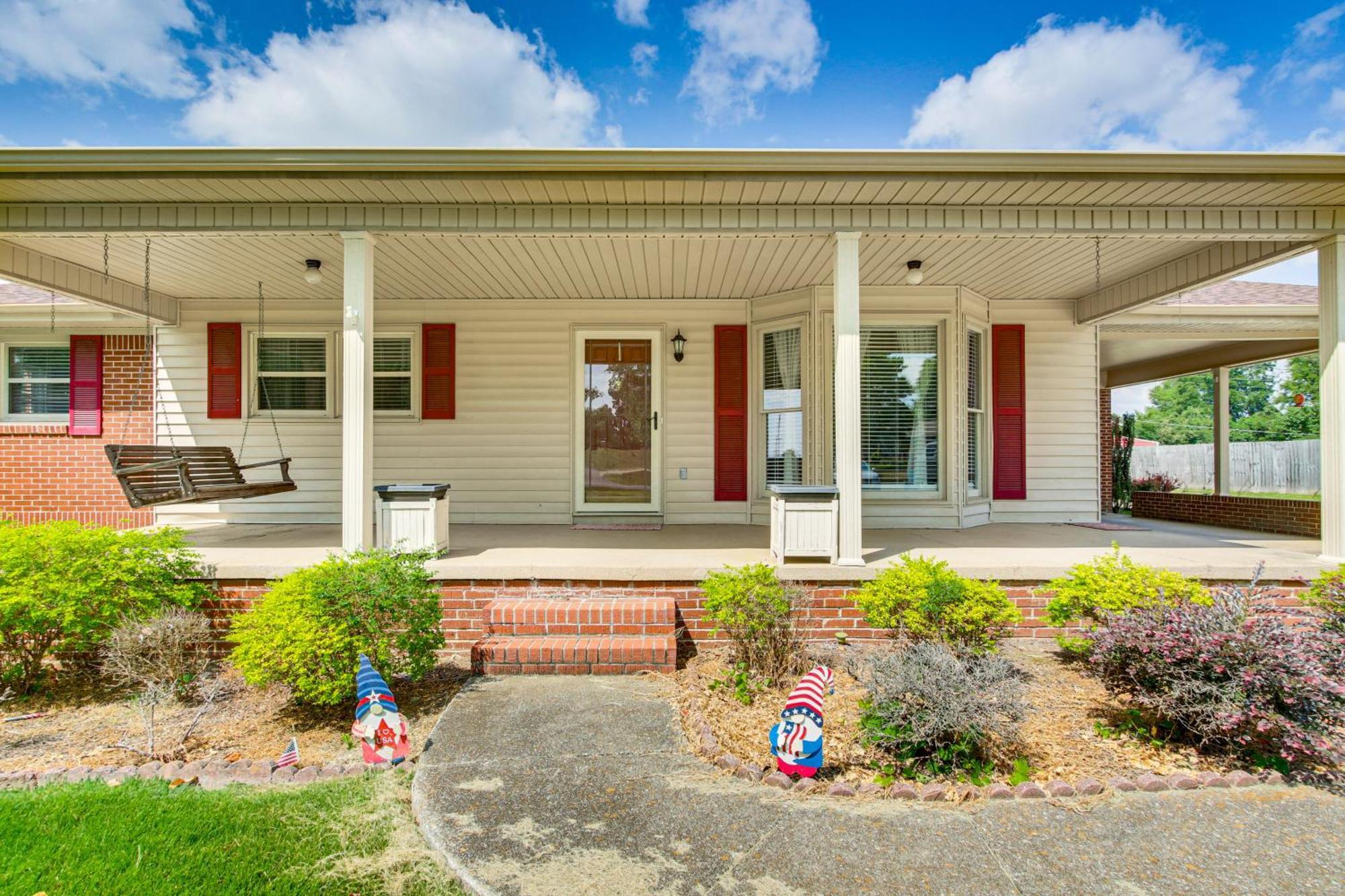 Florence Family Home With Dog-Friendly Yard Exterior foto